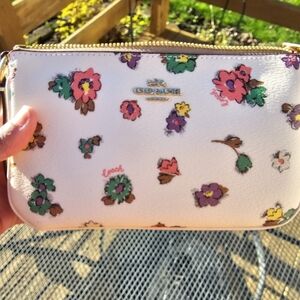 Coach Nolita Spaced Floral Field Print In Gold/Chalk Multi Wristlet